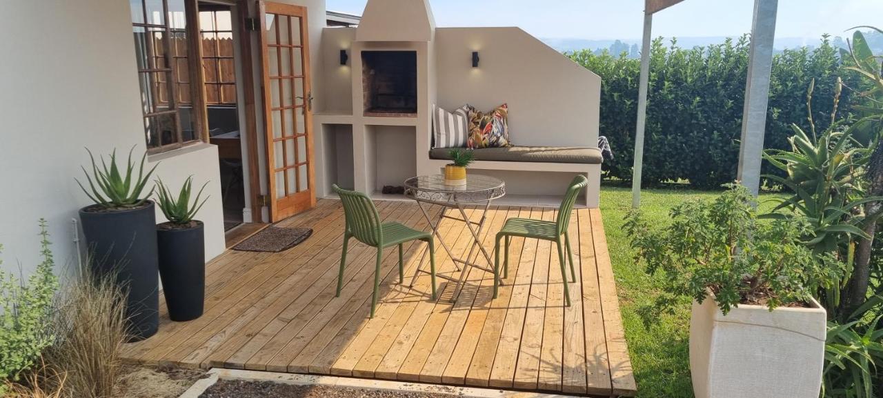 Upmarket Off Grid Cottage On Organic Farm In Secure Estate Howick Bagian luar foto